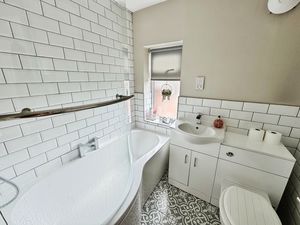 Photo 1- click for photo gallery